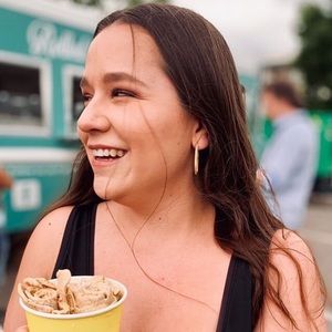 Meet your Posher, Ana victoria